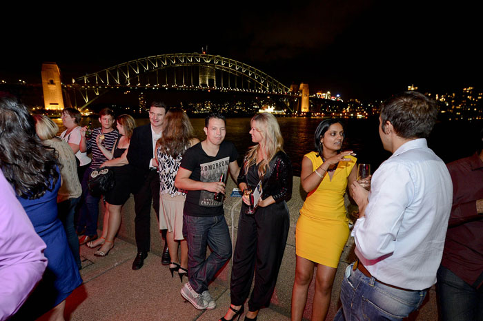 People Dating at the Biggest Blind Date, a Guinness Record Breaking event